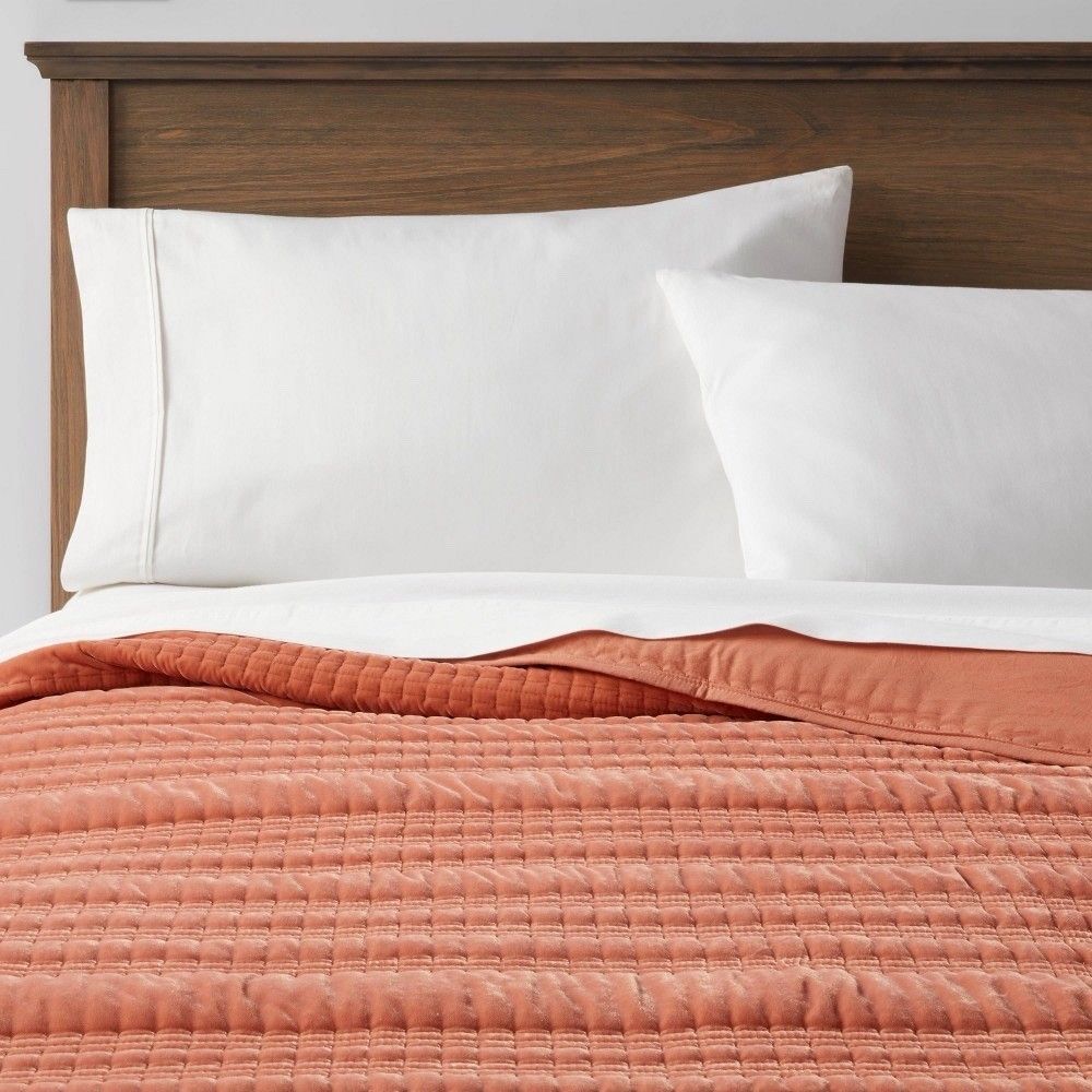 Threshold King Lofty Velvet Quilt Terracotta Bronze Machine Washable New